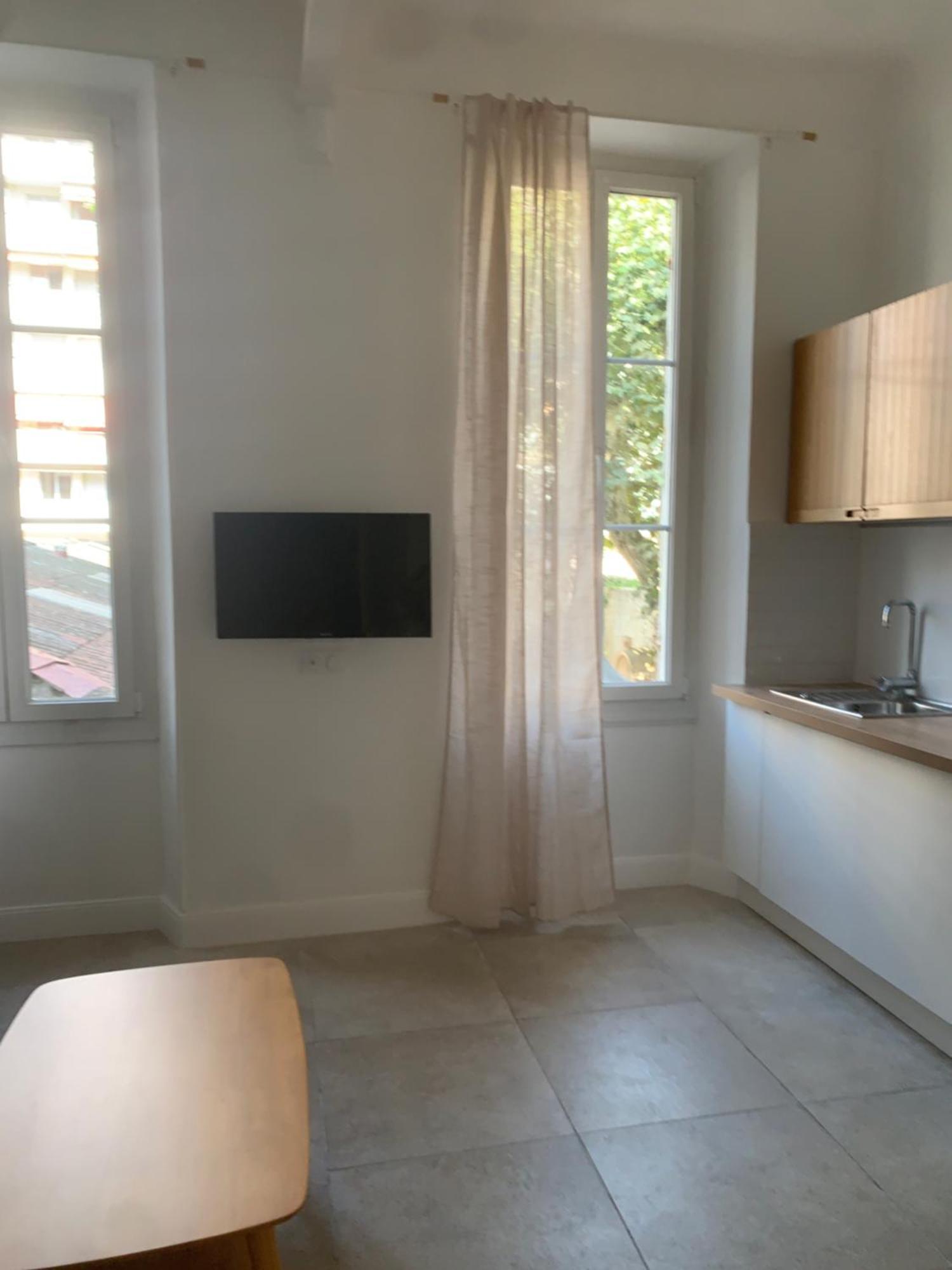 Apartment Coeur Du Prado A Deux, Pas Des Et Du Stade Plein Centre Marseille