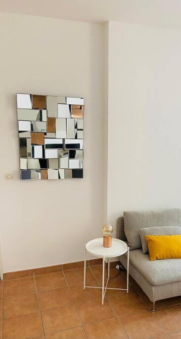 Apartment Votre Pied-a-terre A T3 Cosy A Deux Pas Du Vieux-port