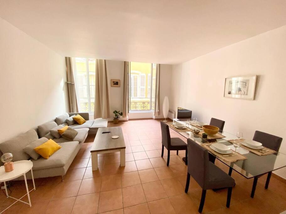 Votre Pied-a-terre A T3 Cosy A Deux Pas Du Vieux-port Apartment