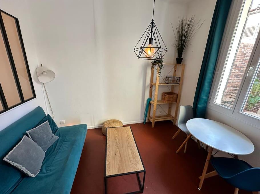 Mignon Petit Joliette Terrasse 2min Metro