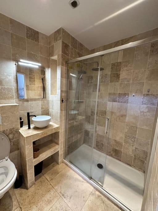 Mignon Petit Joliette Terrasse 2min Metro Apartment Marseille