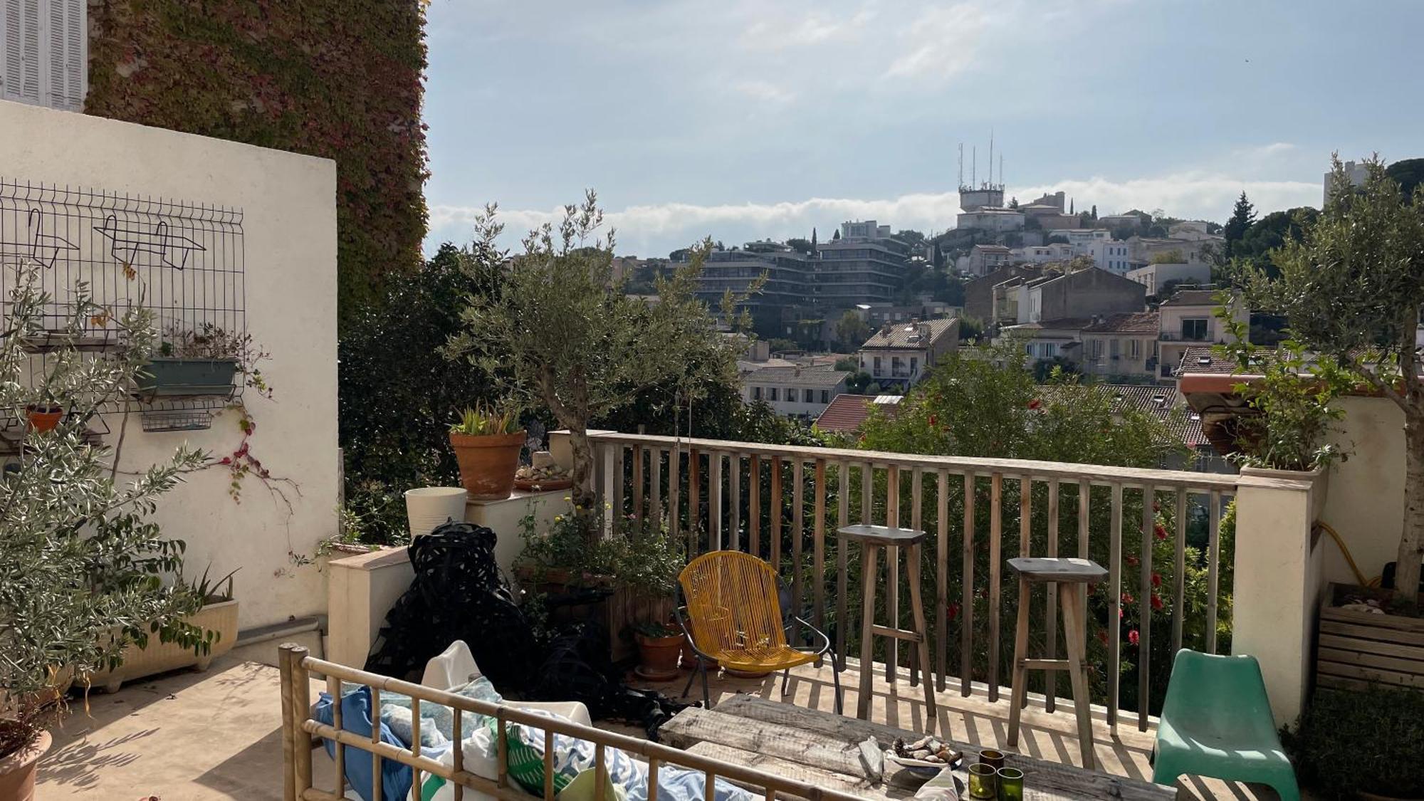 Holiday home Maison 180 M2 Avec Bassin-piscine En Bois A Vauban Marseille