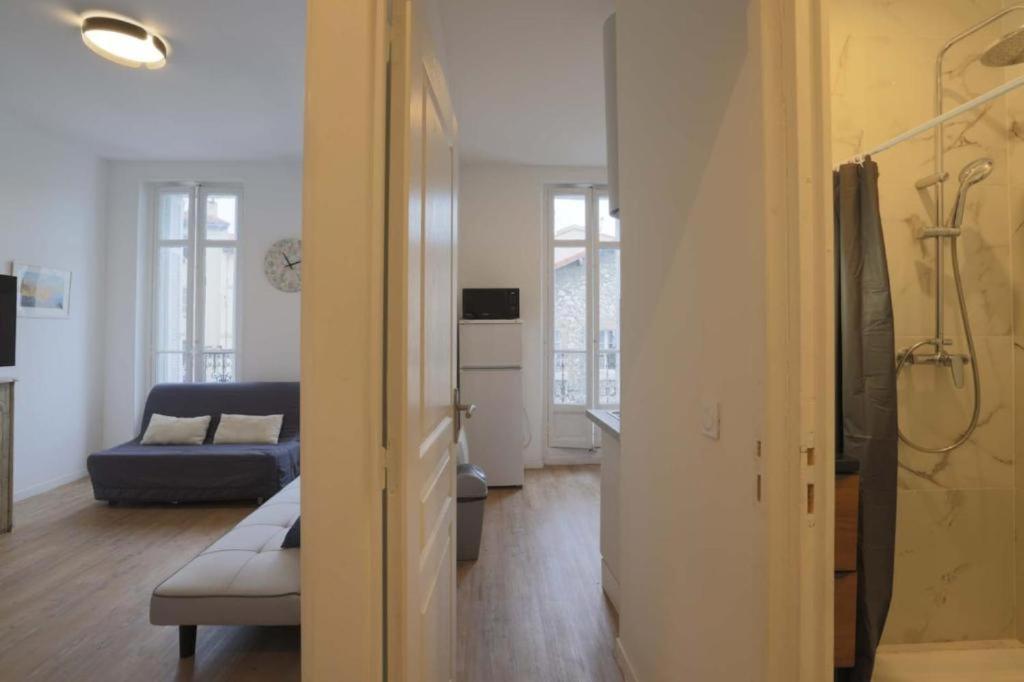 Equipe 5 Couchages Proche Hopital Europeen Apartment