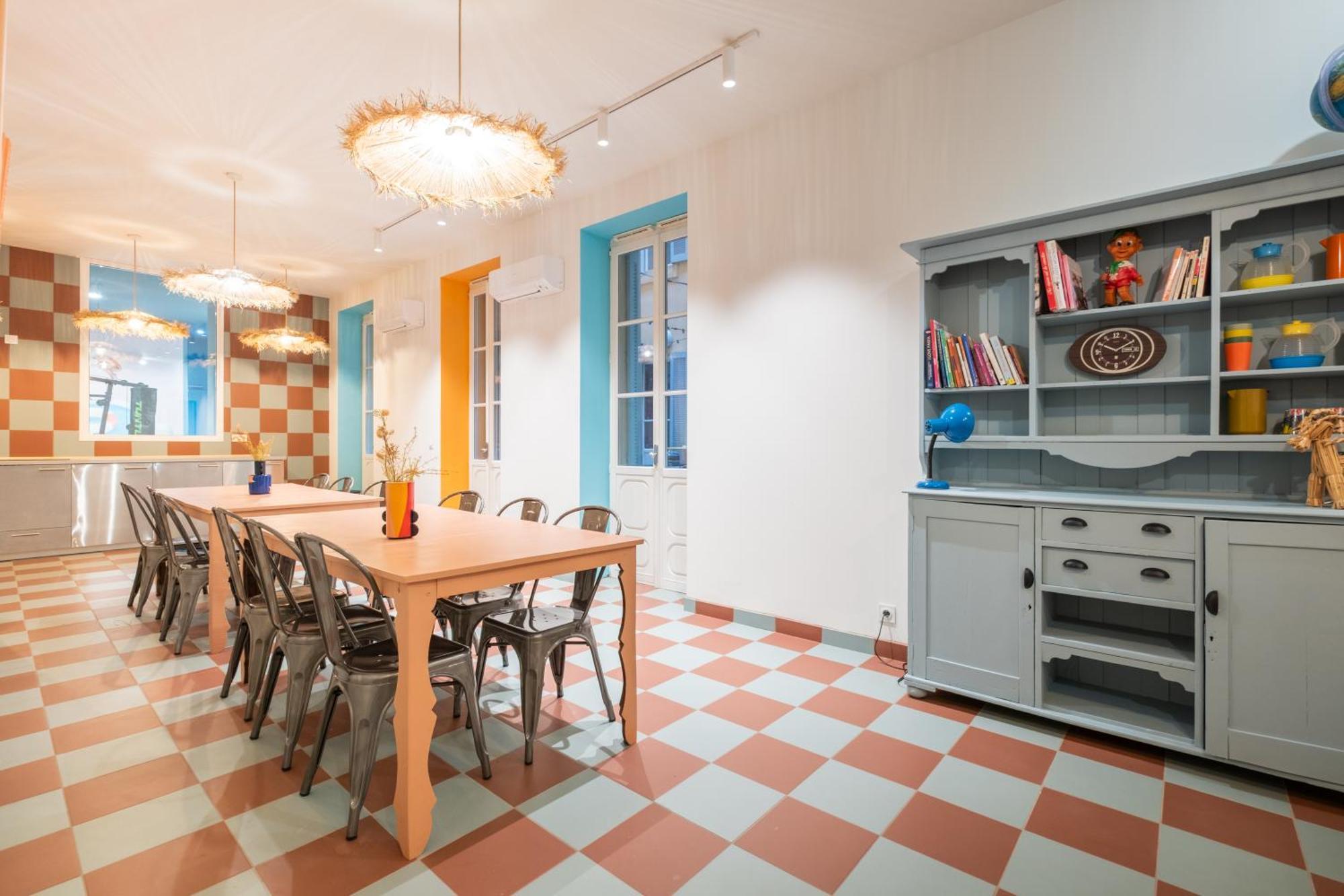 Khách sạn hẻo lánh Kley Republique Marseille