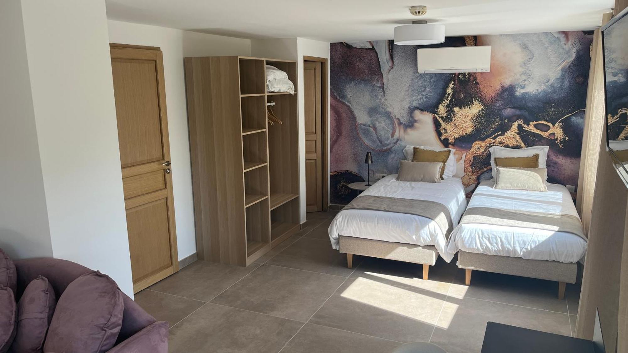 Mgh Massilia House