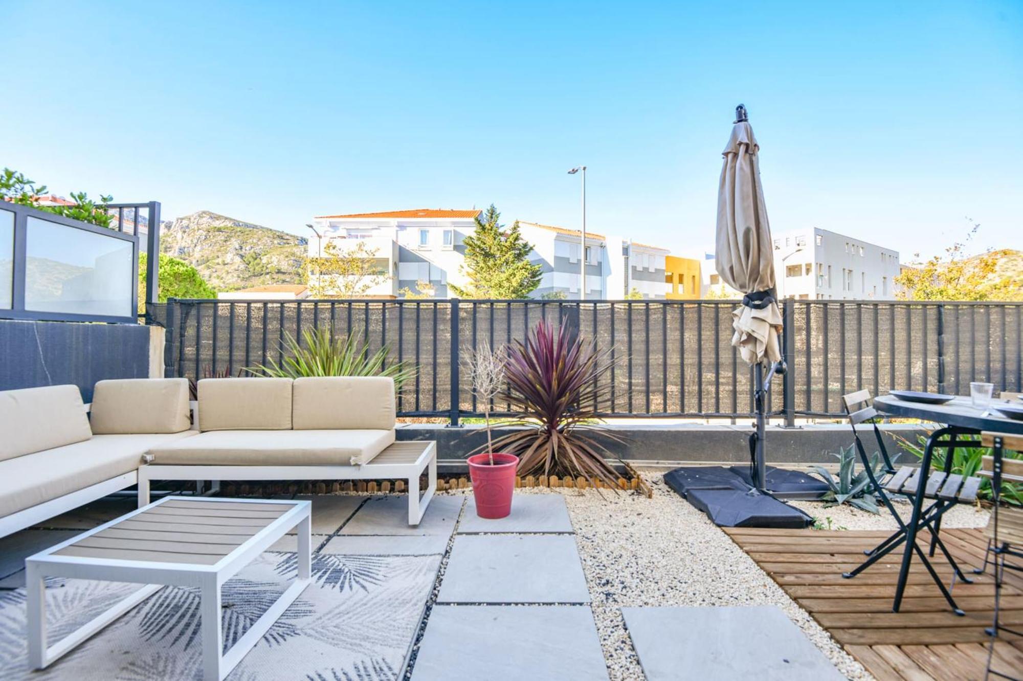 Le Vallon - Bel 2 Ch Avec Terrasse * Marseille