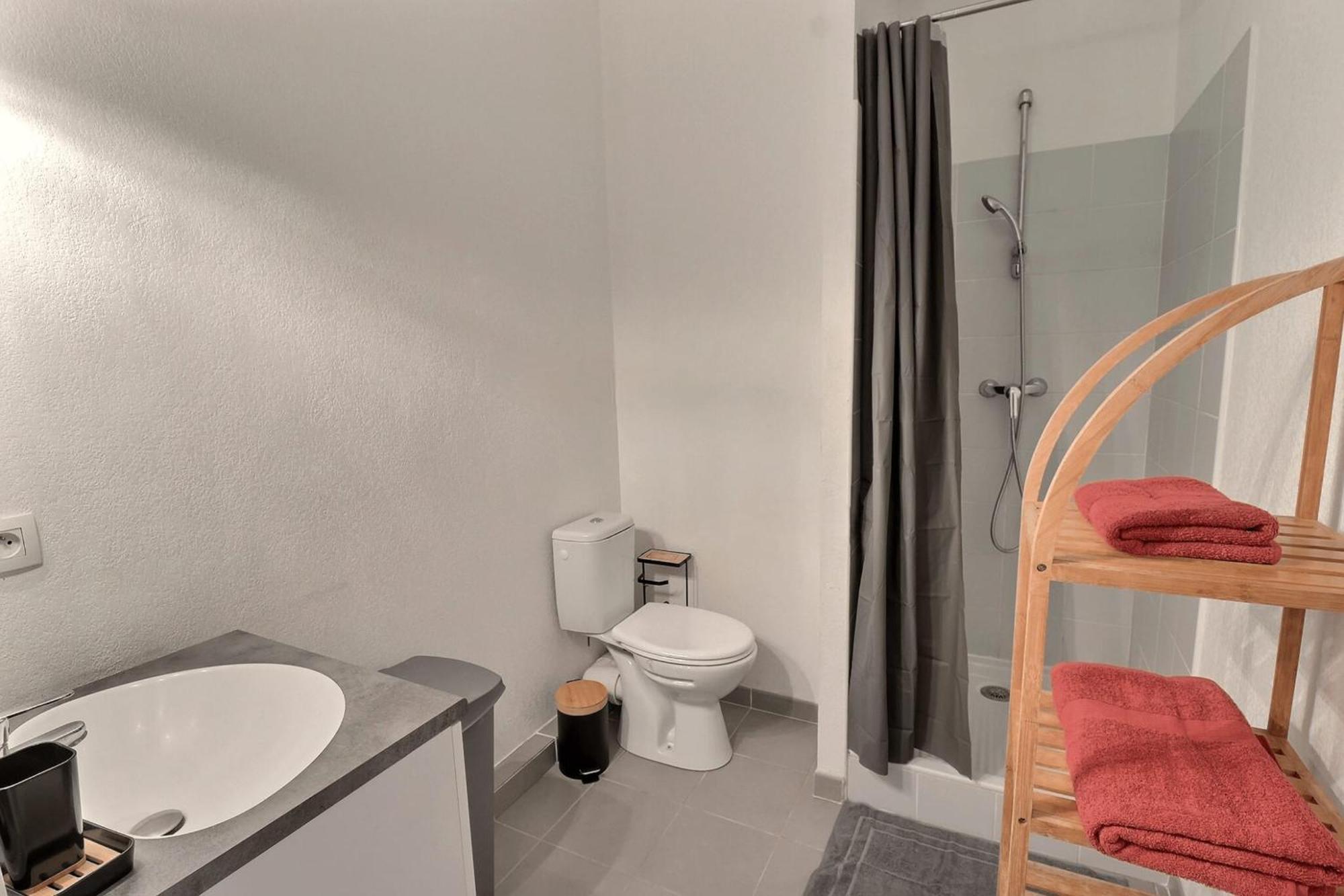 Apartment Cosy For 2 In *