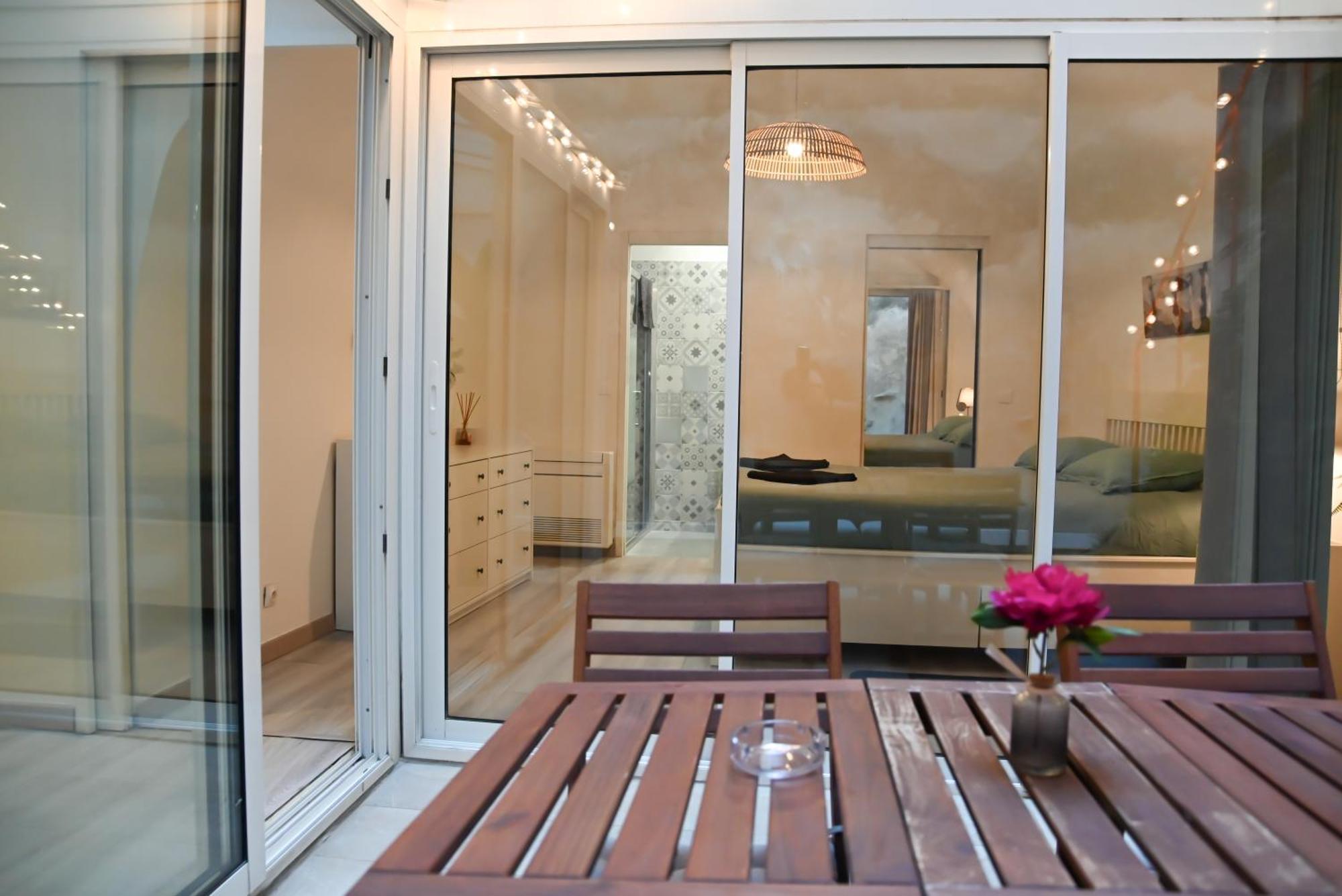Au Coeur Du Vieux-port - Cosy Au Calme - 2 Avec Sa Cour Privee - La Criee Apartment