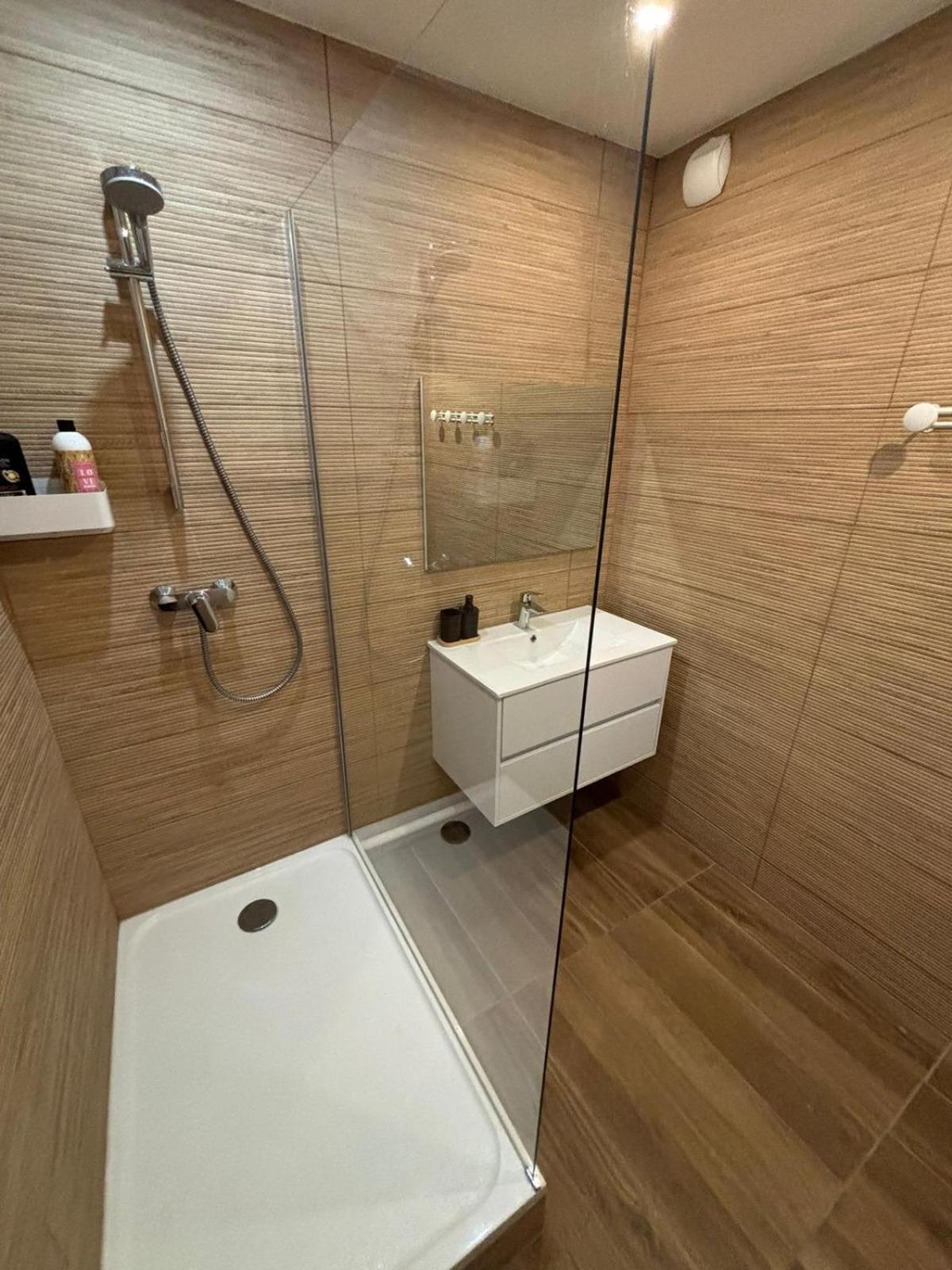 Grand Idealement Place Pres Du Stade Velodrome Apartment Marseilles