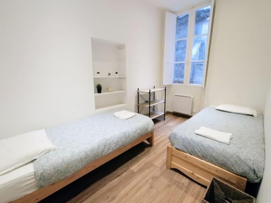 50sqm In Old Port 2 Bedrooms 6 Max Marseille