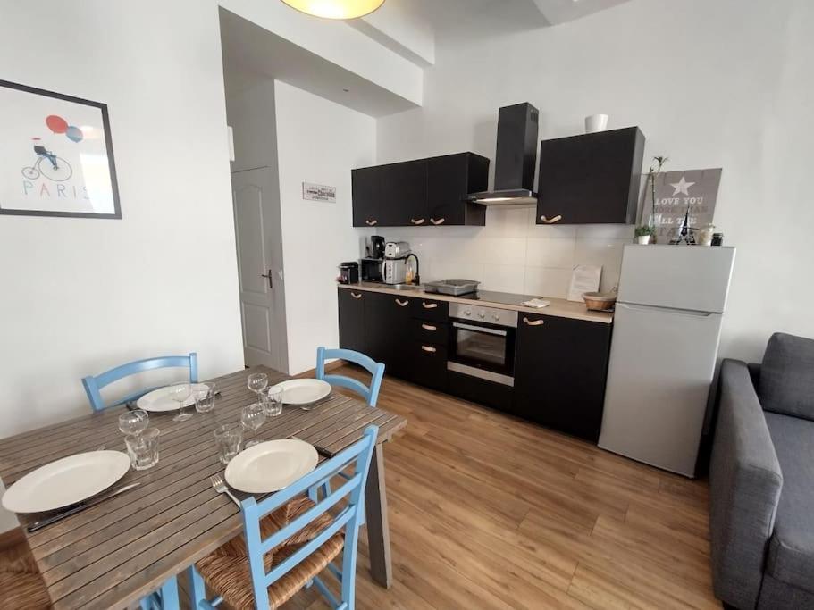 50sqm In Old Port 2 Bedrooms 6 Max Apartment Marseille