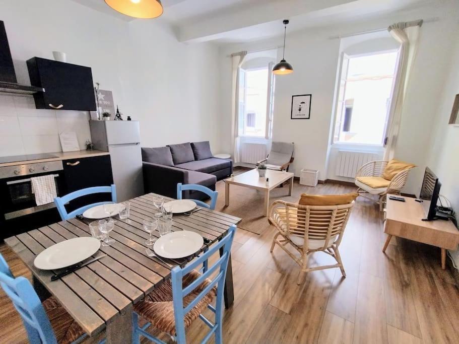 Apartment 50sqm In Old Port 2 Bedrooms 6 Max *