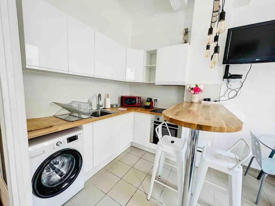 Apartment Marseille, Vieux-port, Opera ,t2, Center 13001