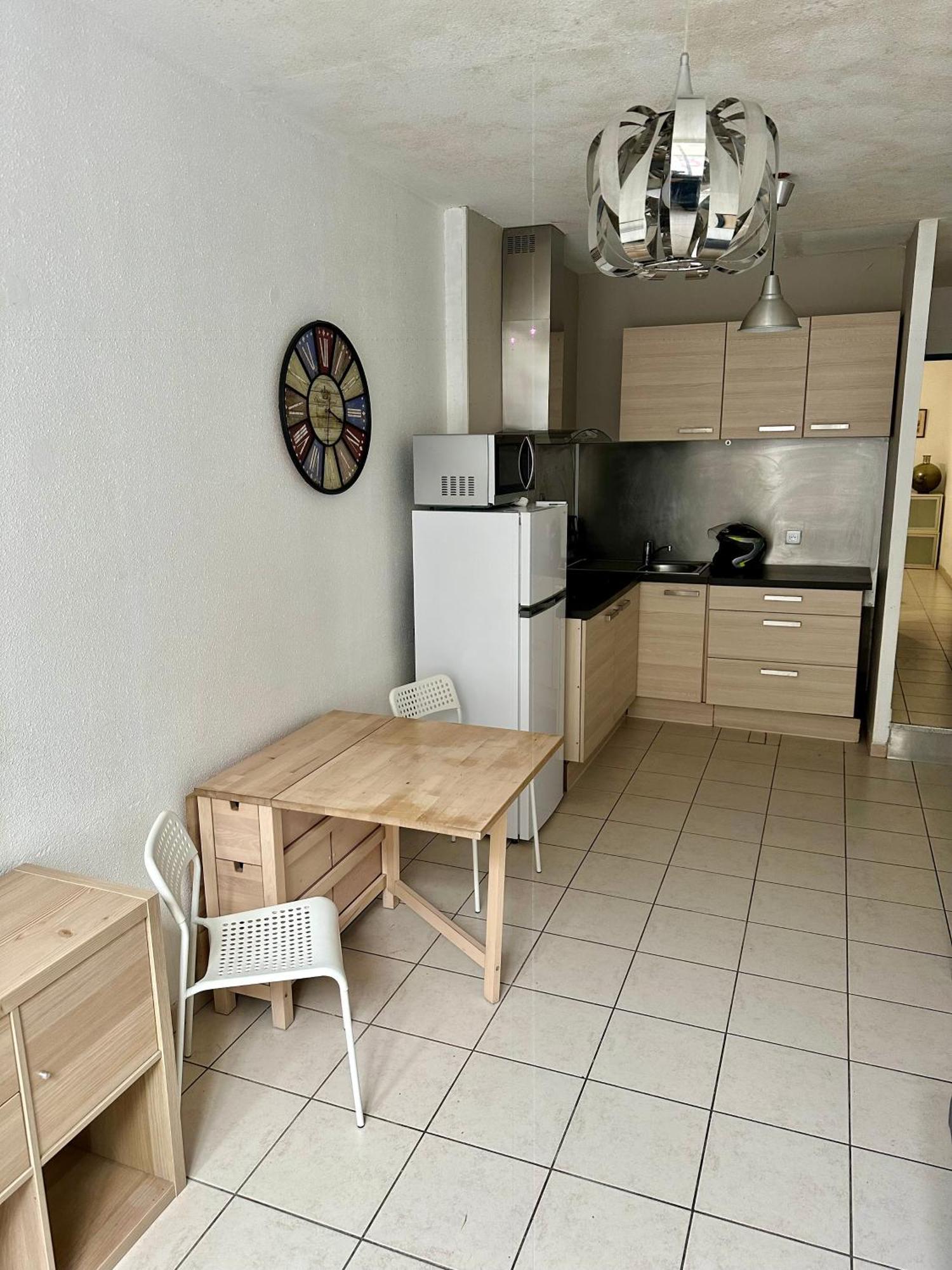 Un Superbe T2 A Saint Victor Appartement