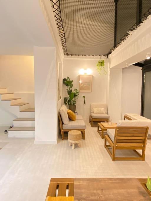 Maison Moderne Avec Piscine * Marseille