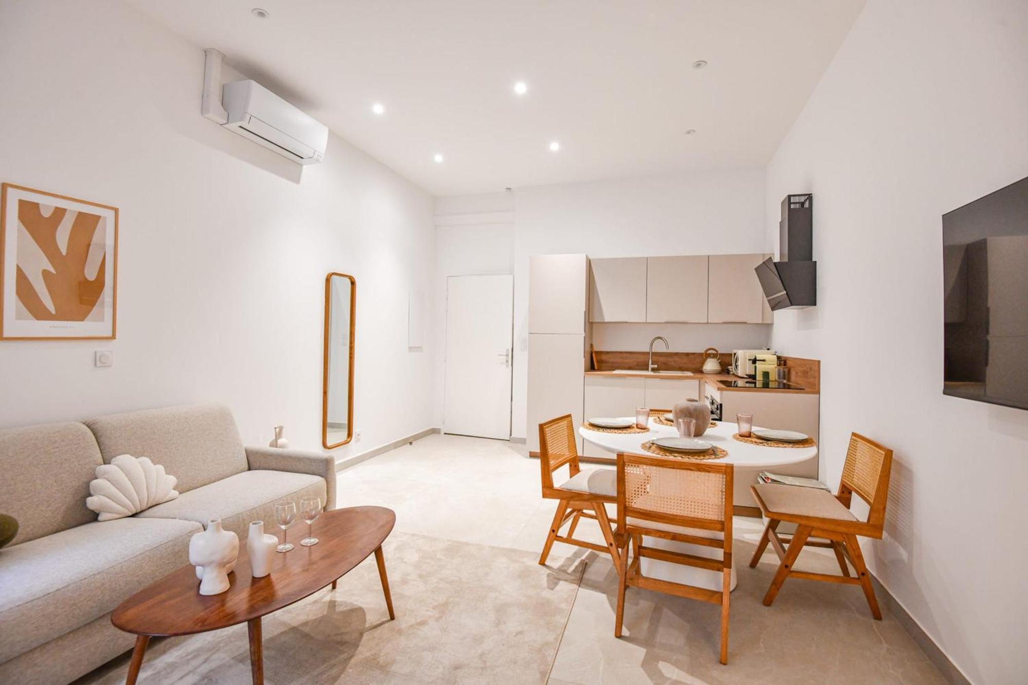 1 Ch Clim Proche Vieux-port Et St-charles Apartment Marseille