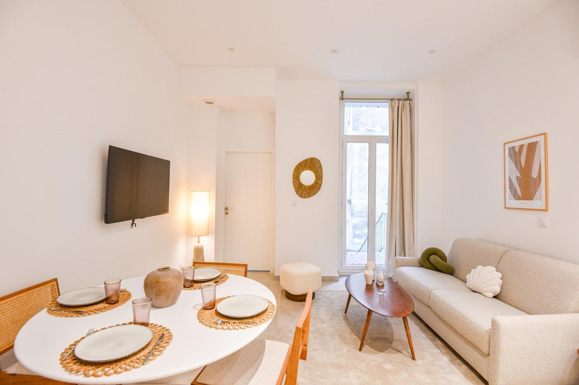 1 Ch Clim Proche Vieux-port Et St-charles * Marseilles