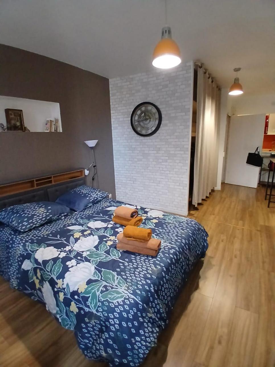 Apartment Renove , Quartier Historique Du Panier , Centre-ville Marseille