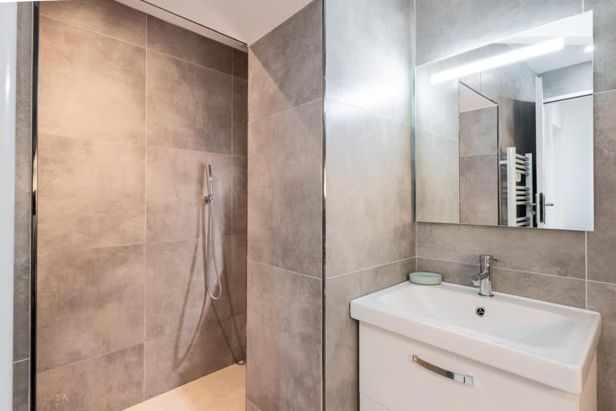 Fully-equipped In Panier Close To Business Area Joliette And Old-port Marseilles