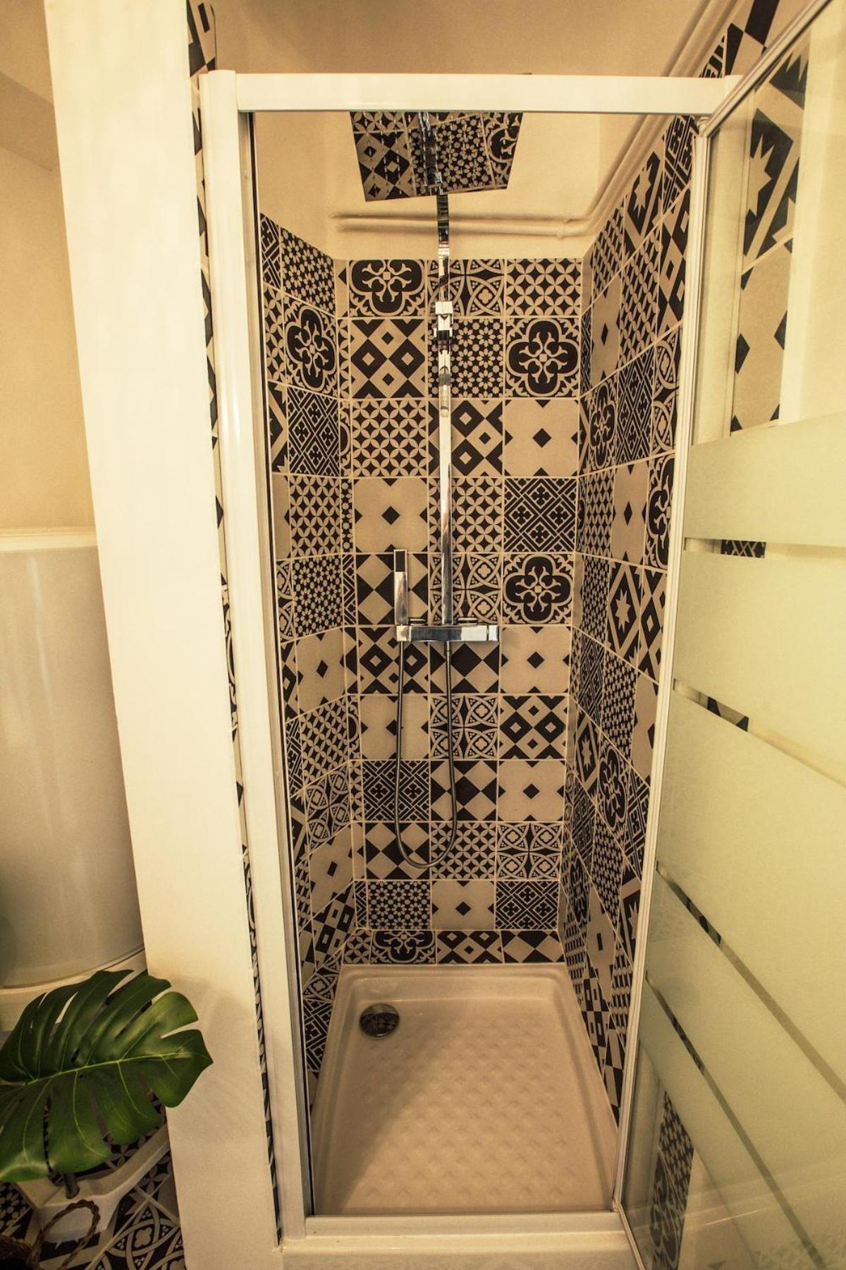 Apartment T2 Cosy, Vue Exceptionnelle, Hypercentre, 5mn Gare Marseille