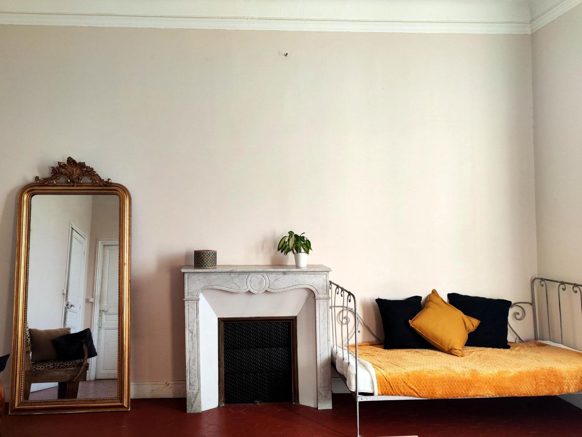 Grande Suite Parentale Chez L'Habitant Maison d'hôtes *