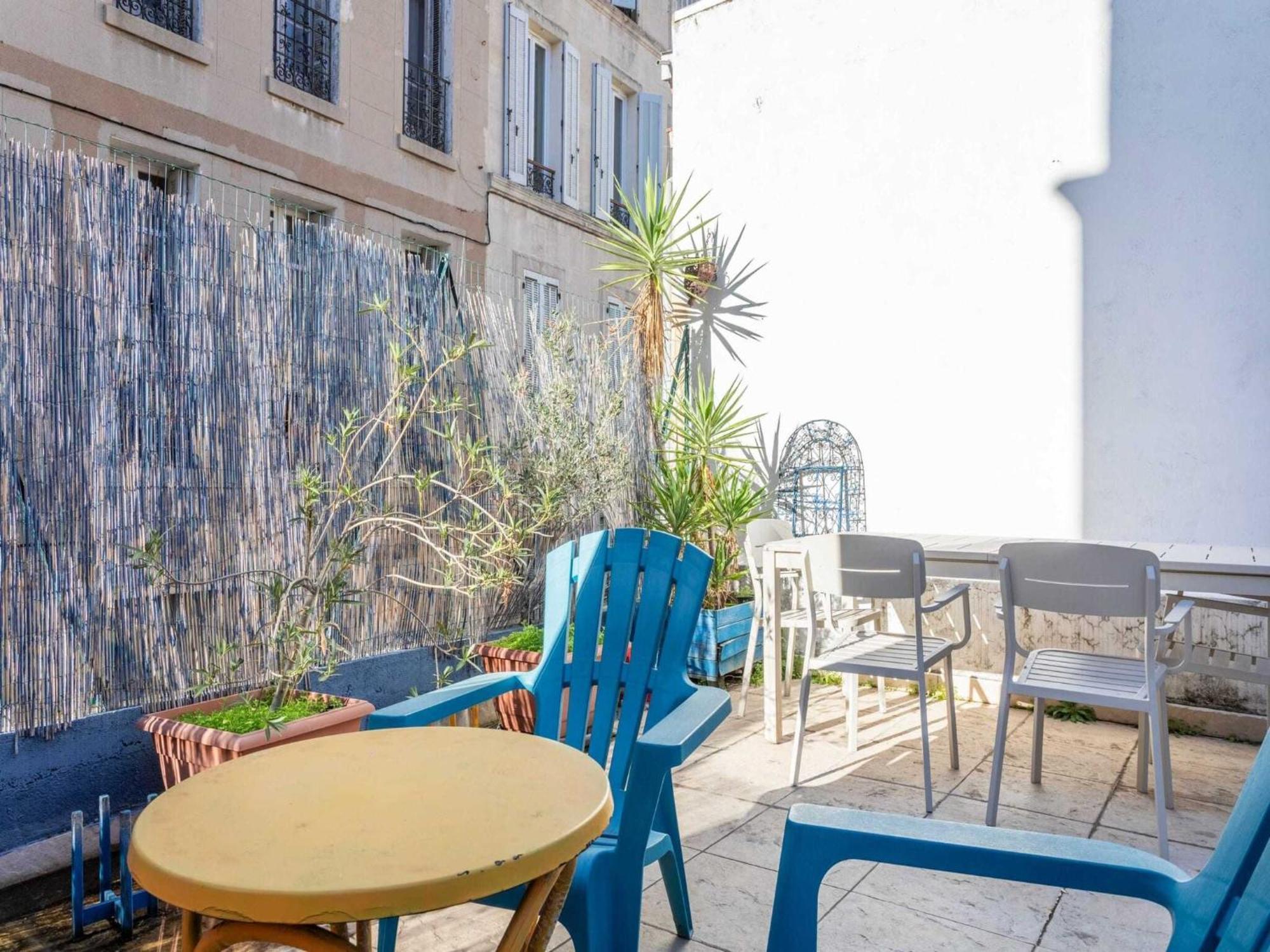 Magnificent With Terrace -1br 4p- Apartment