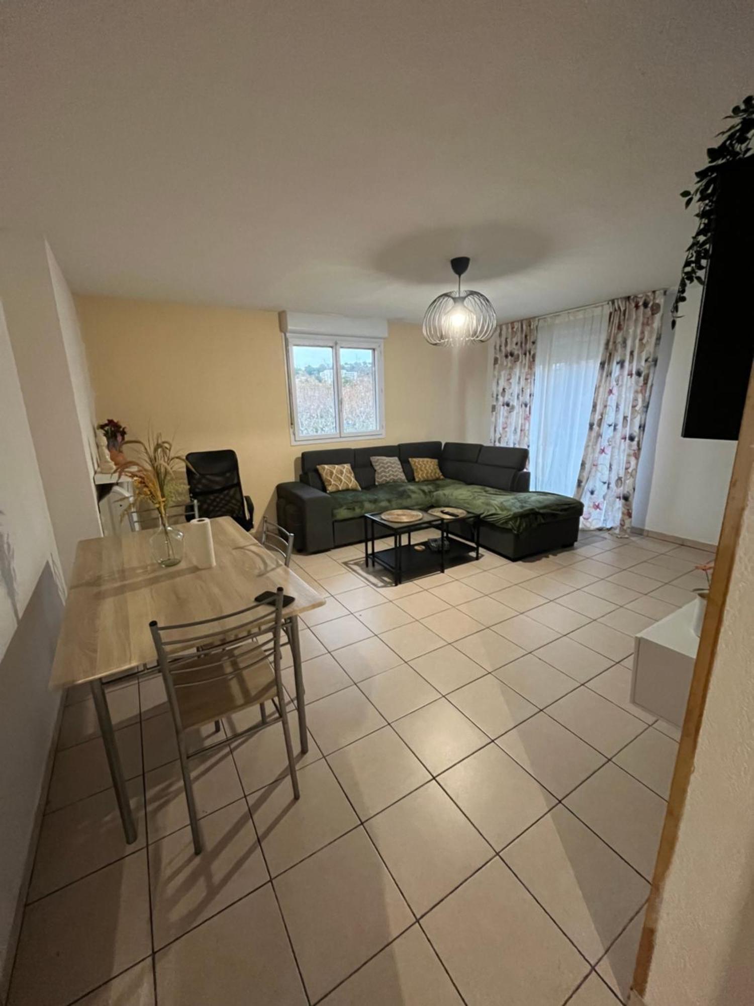 Apartment Spacieux Piscine