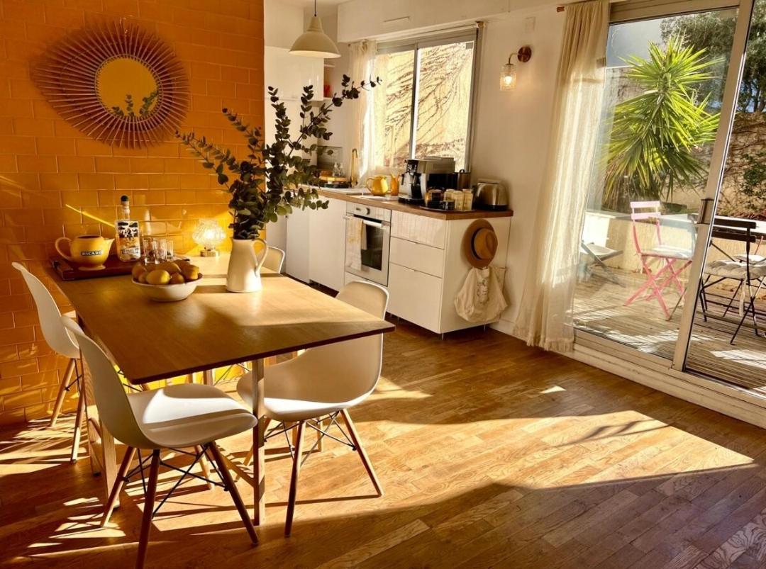Apartment Face A La Avec Grande Terrasse Au Calme Marseille