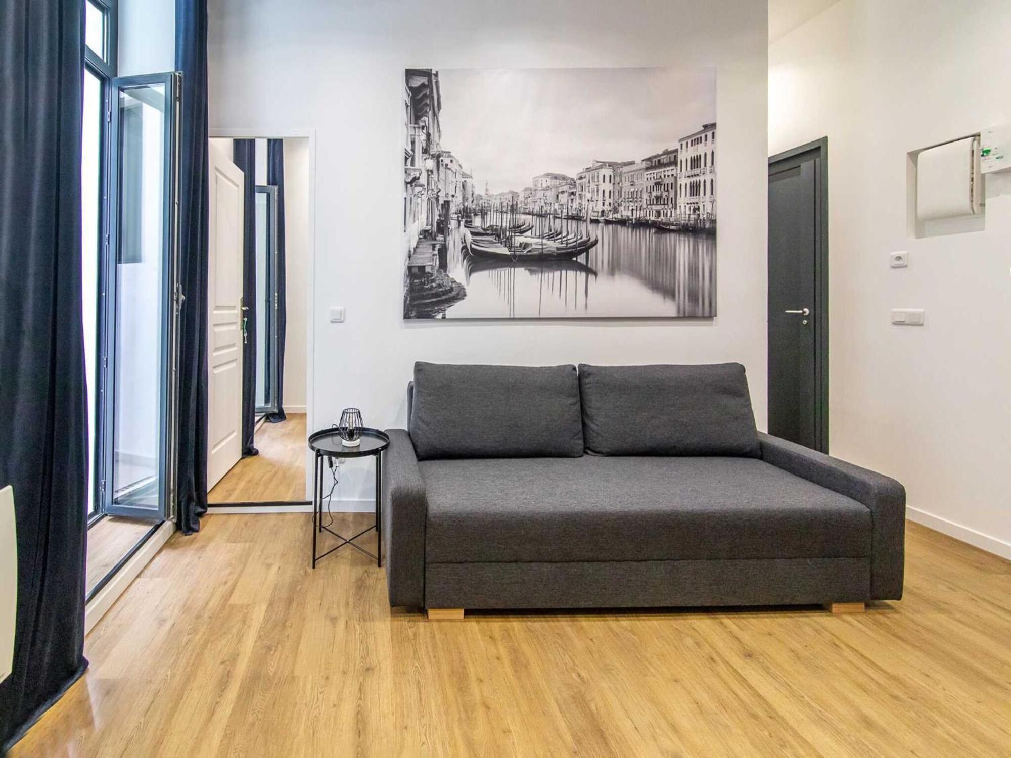 Cosy With Terrace -1br 4p- Marseille