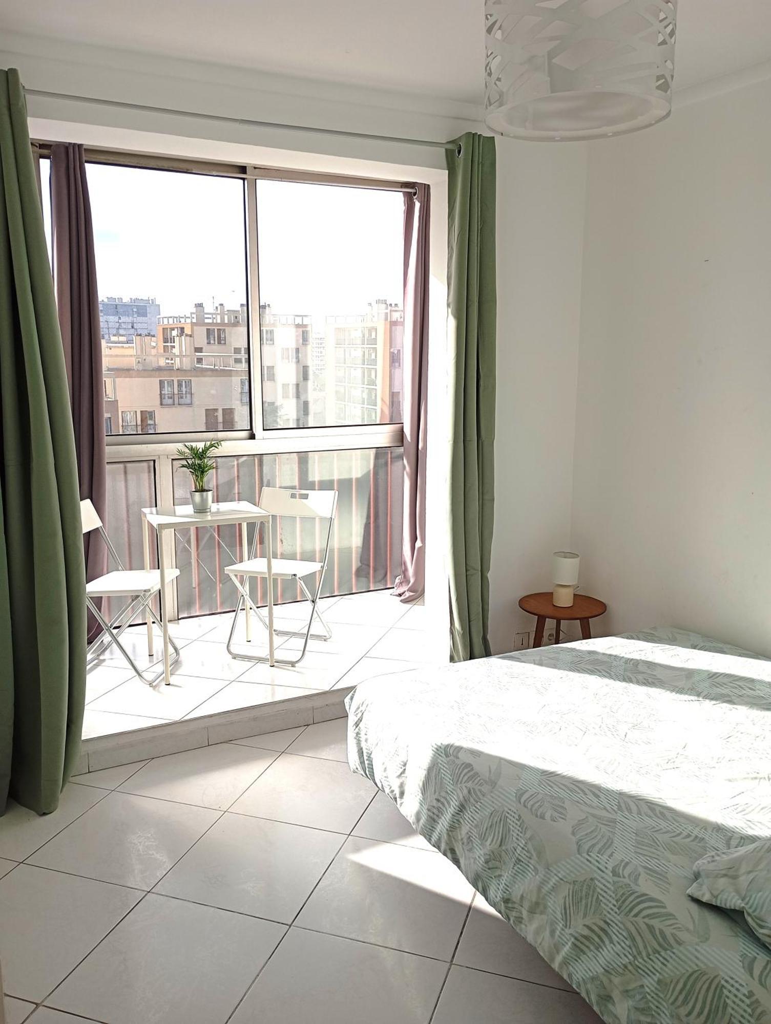 Appartement Spacieux Securisee, Garage