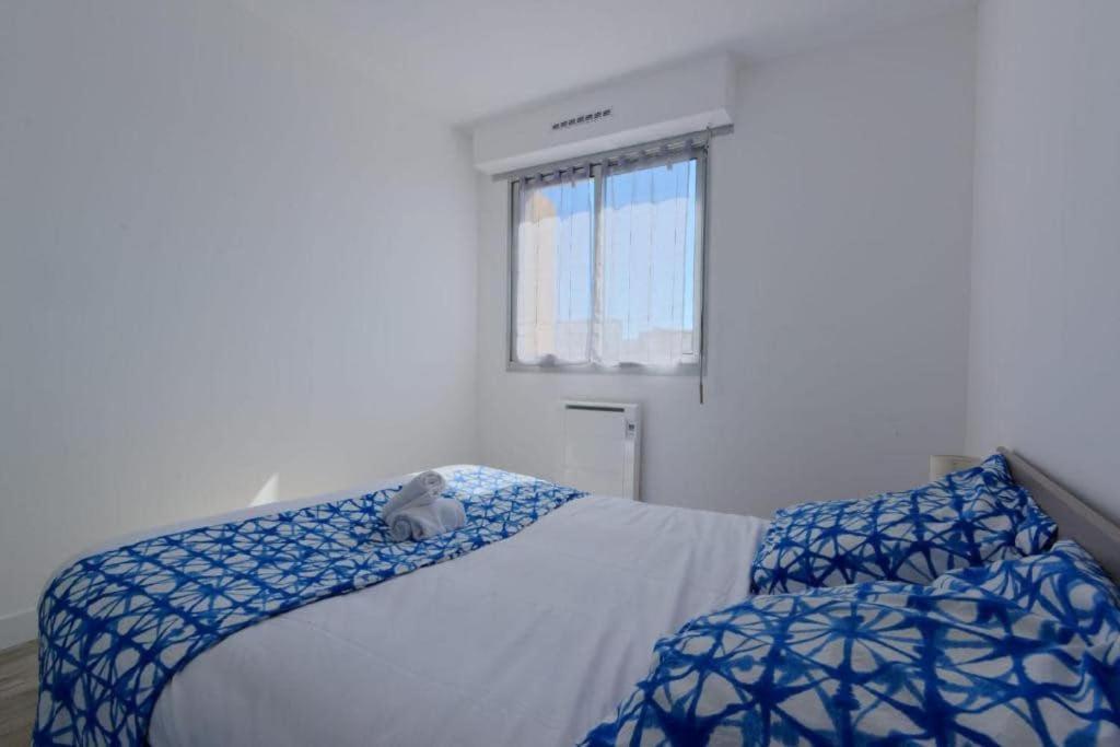 4 8 Personnes St Charles * Marseille
