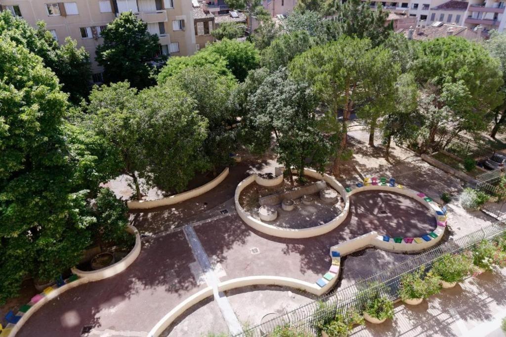 4 8 Personnes St Charles * Marseille