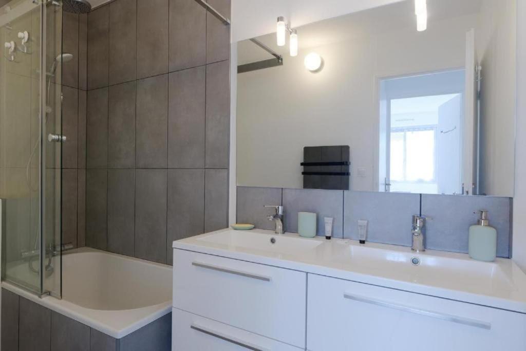Apartment 4 8 Personnes St Charles *