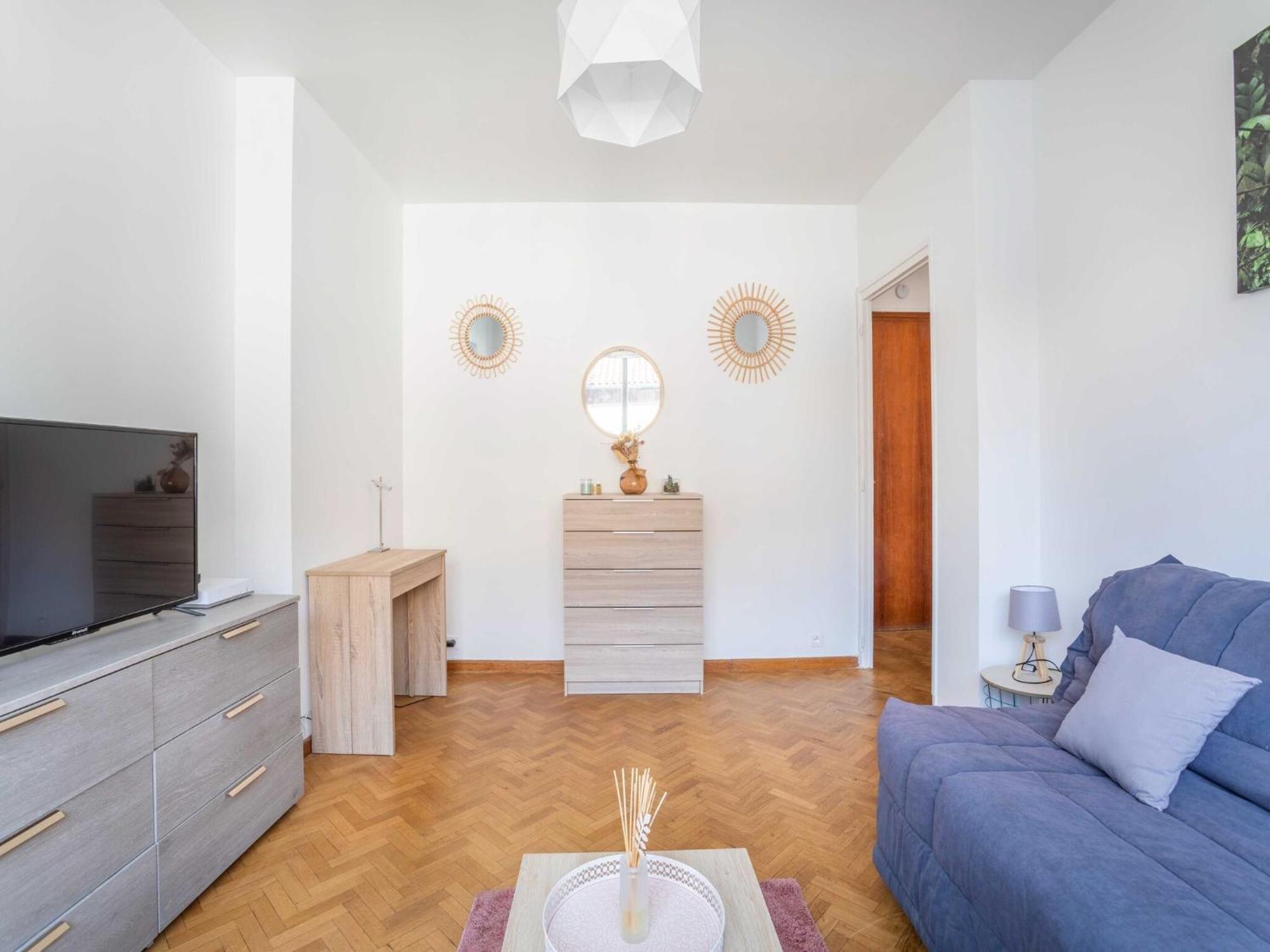 Cosy In Perier District - Mobility Lease Apartment Marseilles