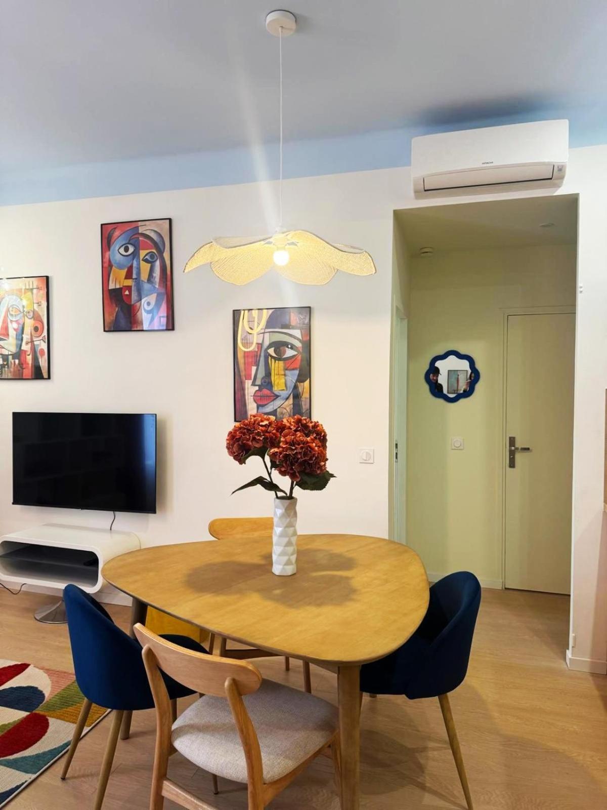 Apartment Chez Laura & Thomas - T3 Centre Ville, Proche Vieux Port, Opera, Place Aux Huiles