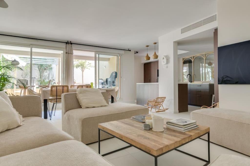 Bel Lumineux Avec Jardin, 3 Pour 5 Personnes Apartment
