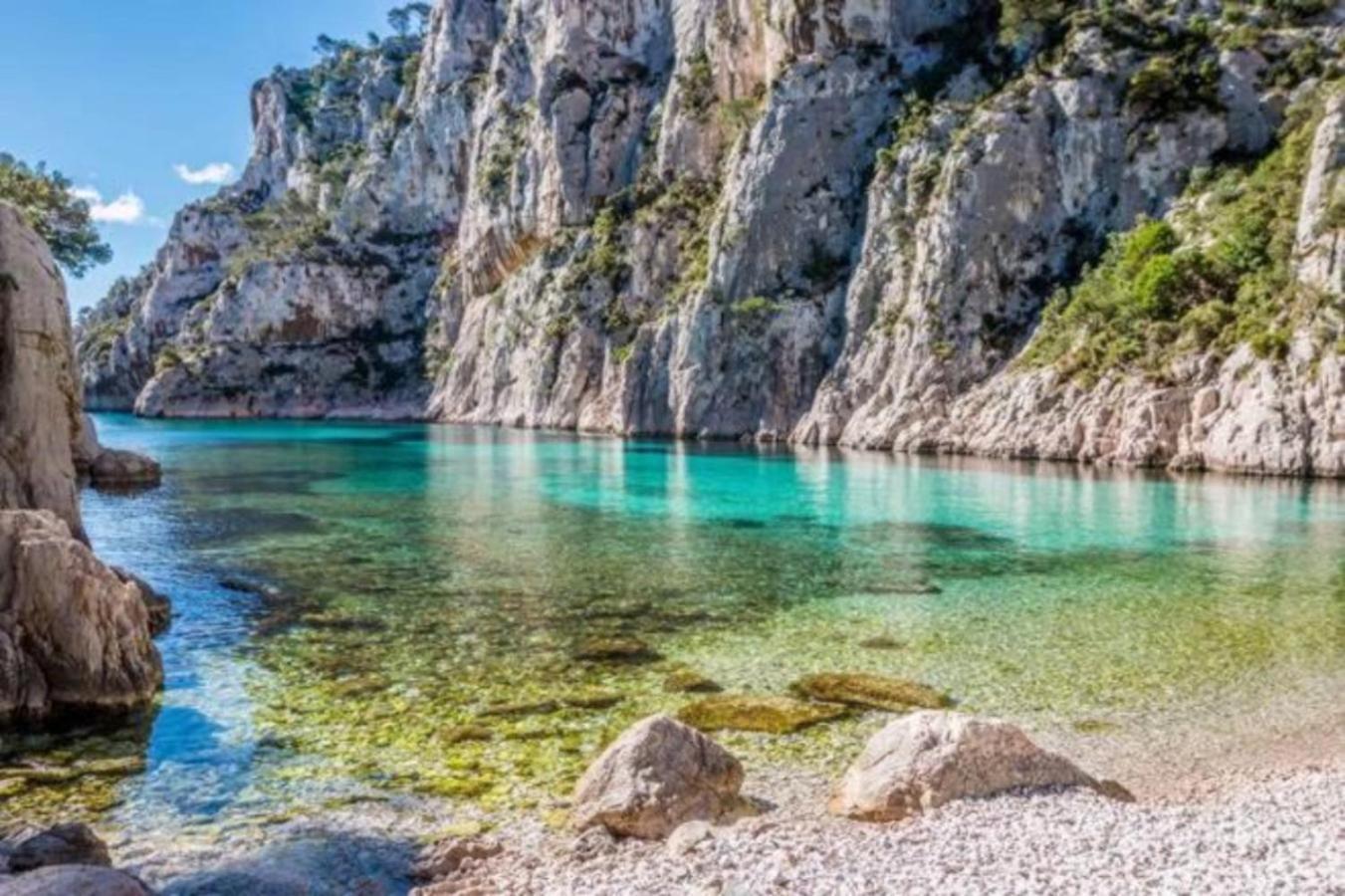 Casa Terra Rossa Le Confort Creatif Au Coeur De Marseille Holiday home Marseille