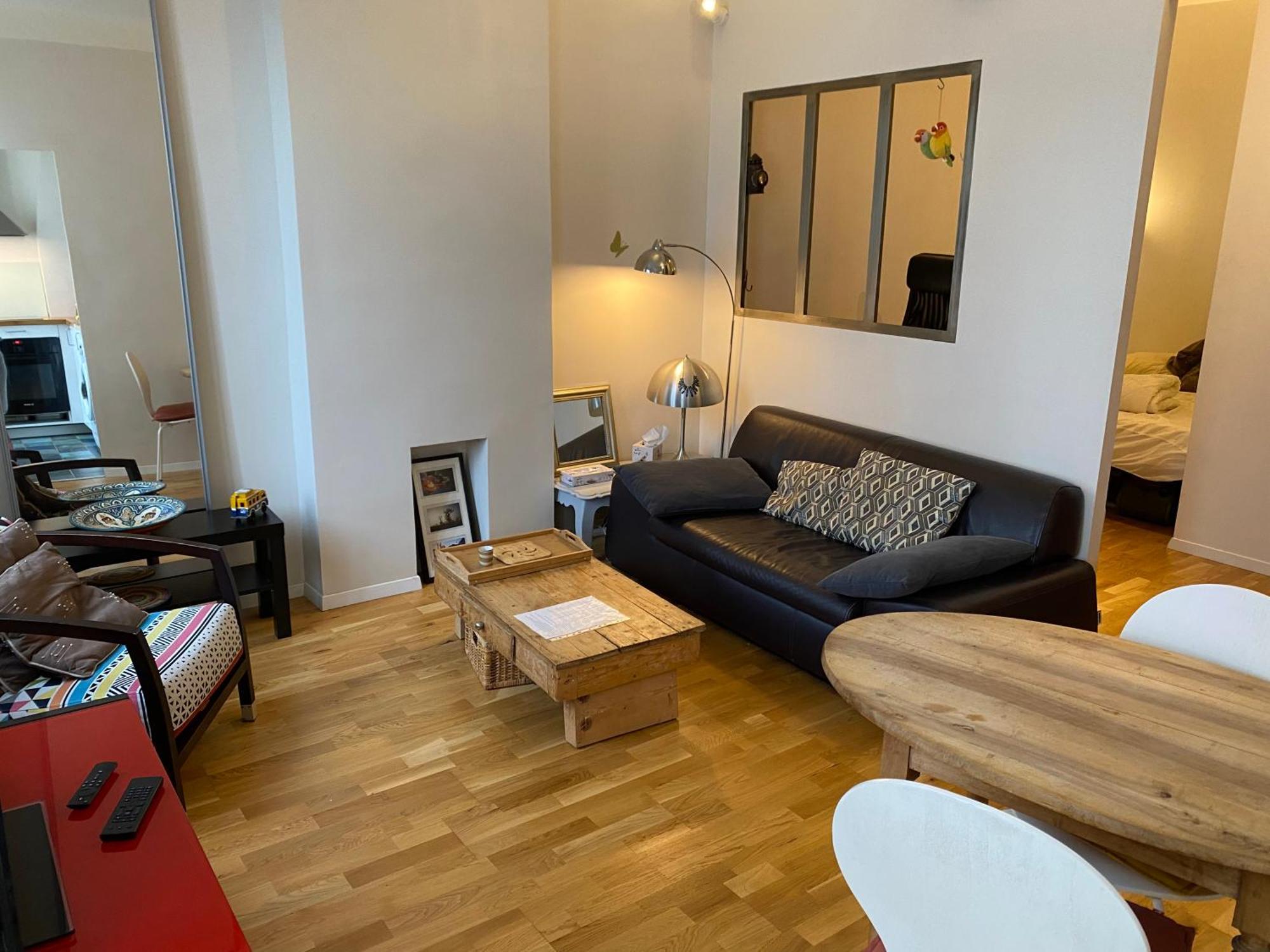 Apartment Flc - Charming T1bis 10mn Cours Julien-nt Dame Du Mont *