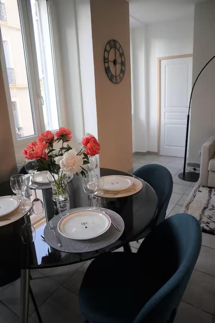 Confortable Longchamp 40 M2 * Marseille