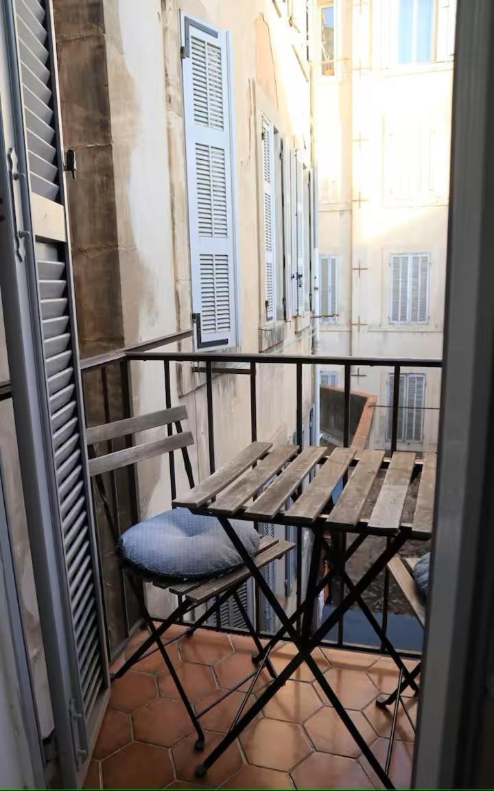 Confortable Longchamp 40 M2