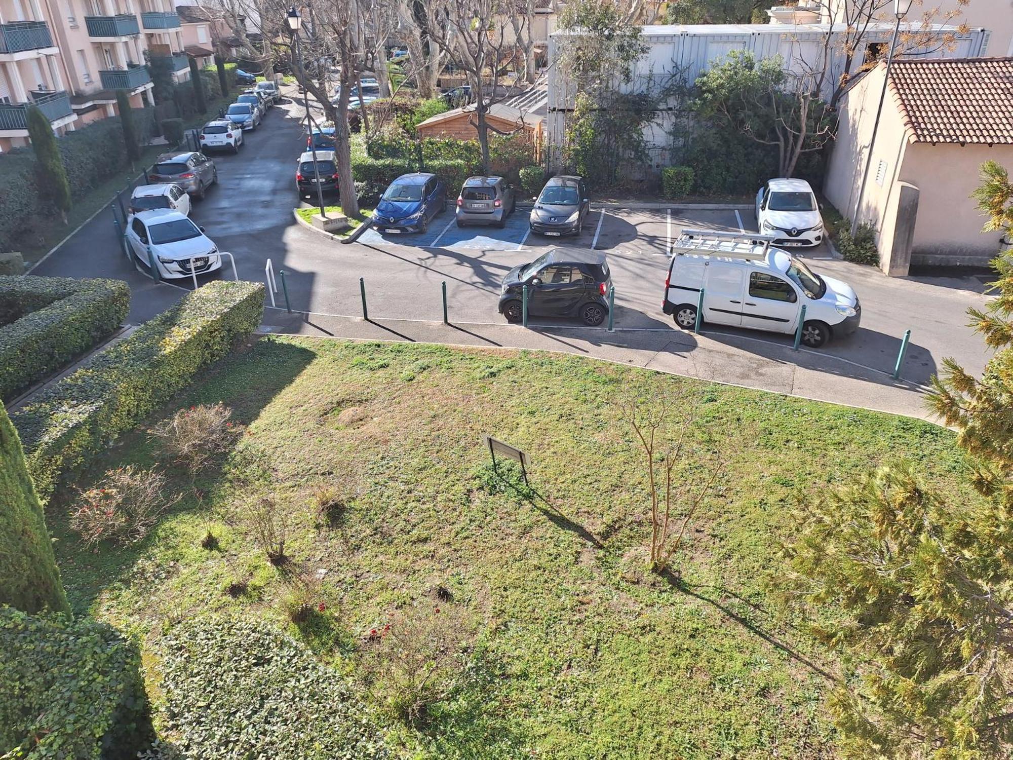 Parc De La Roseraie Appartement Marseilles