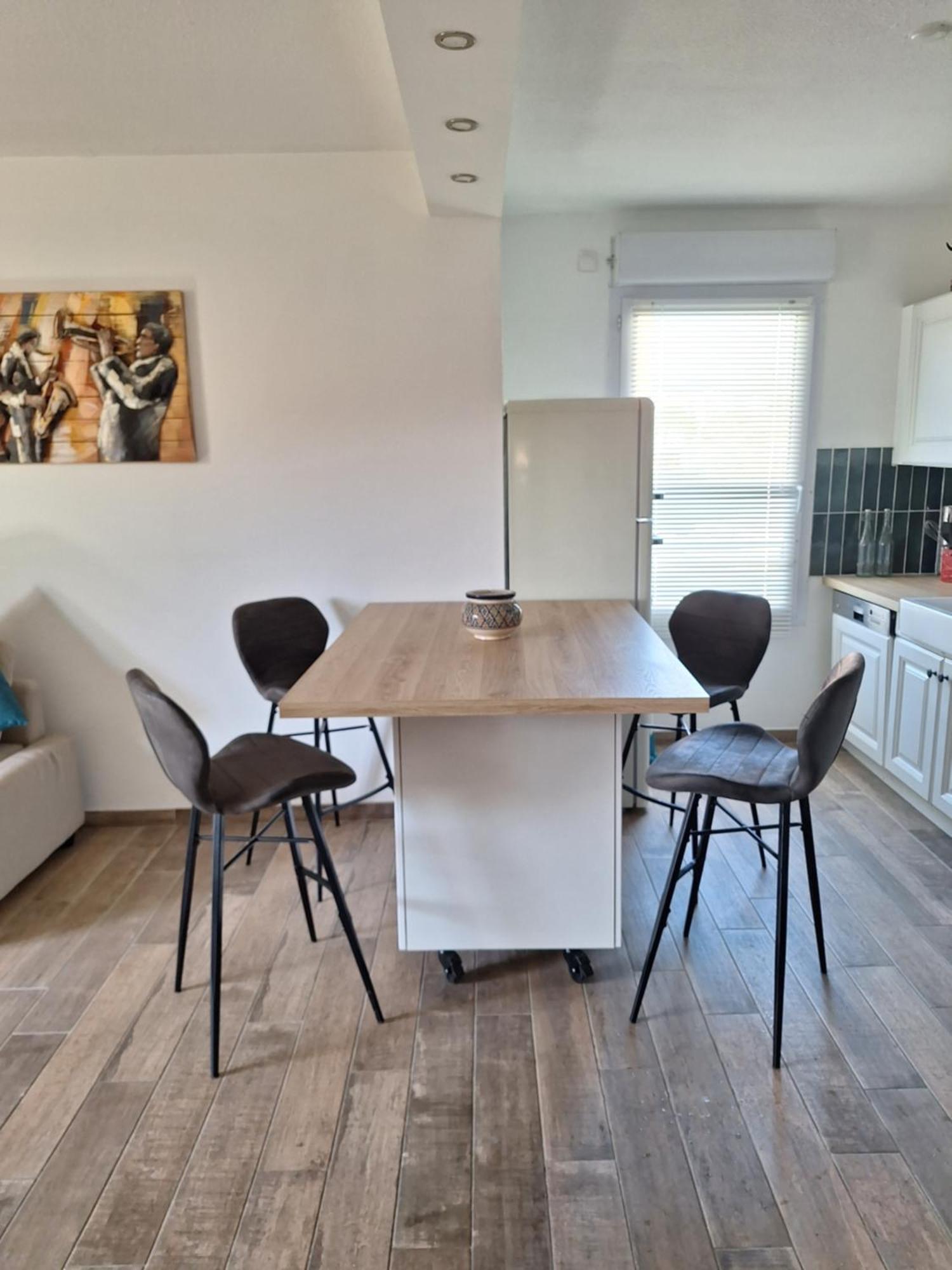Parc De La Roseraie Appartement