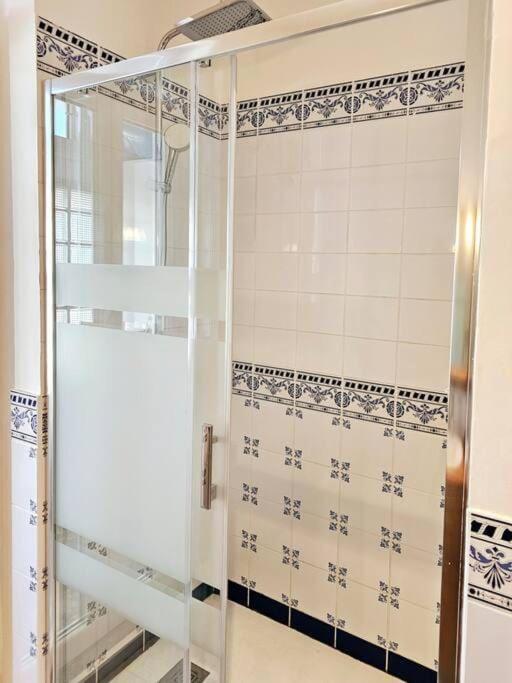Apartment 3 Bedroom With Beautiful View Old Port Marseilles