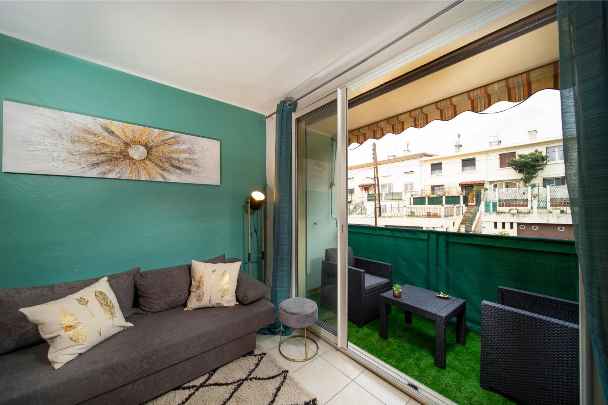 3 Avec Terrasse Et Parking Marselha