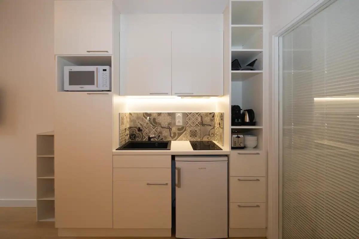 Apartment Design Vieux Port Equipe Climatise