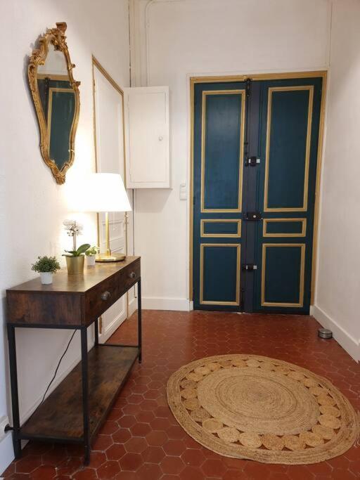 Resplendissant Entre La Plaine Et Le Cours Julien Et Proche Du Centre-ville Appartement *