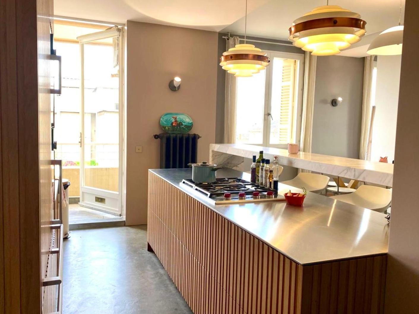 Apartment Click! Magical Views Notre-dame, Vieux Port & Rooftops - Walk To
