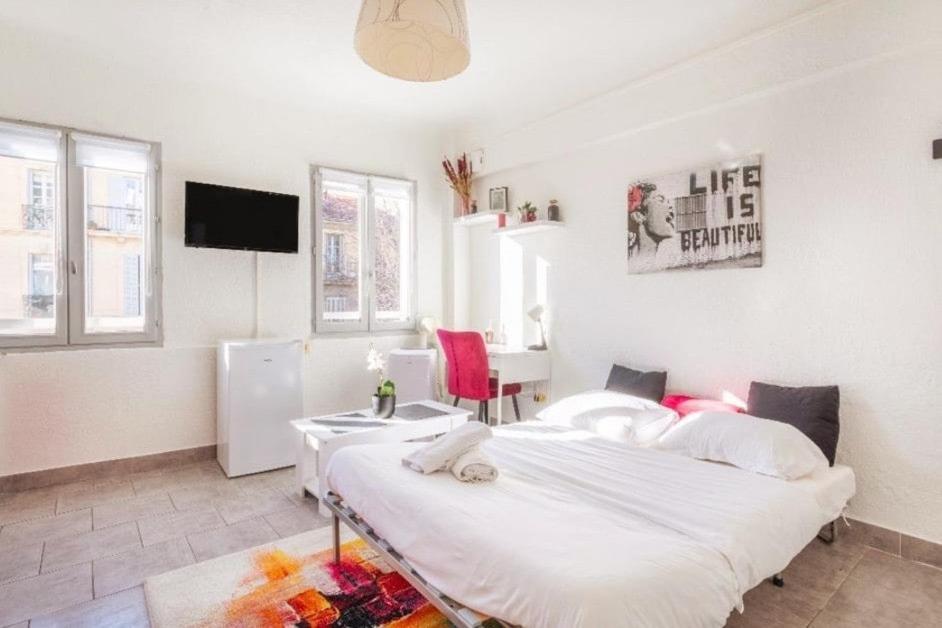 Mignon Pour 2 Pers, Quartier Metro A 1min Apartment