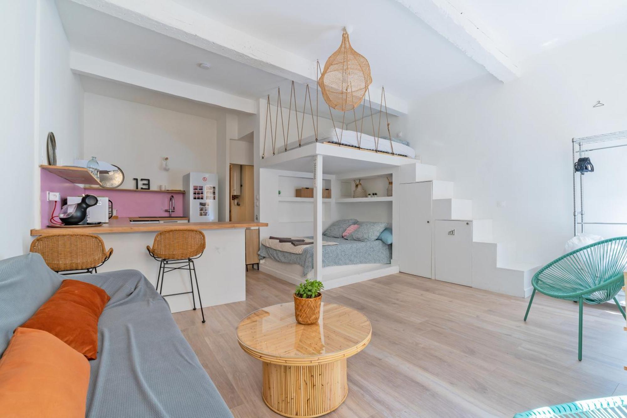 Quartier Historique, Le Charme Du Panier Apartment