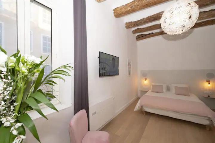 Design Vieux Port Equipe Climatise Apartment